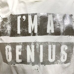 GUESS Los Angeles White I’m A Genius Bold Graphic T-Shirt NWT Size Small
